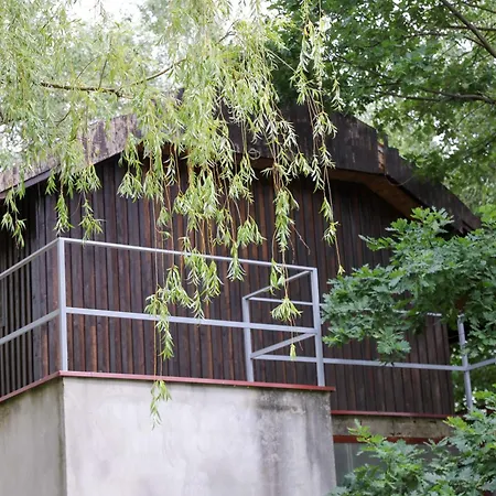Kuca Na Drvetu Holiday home